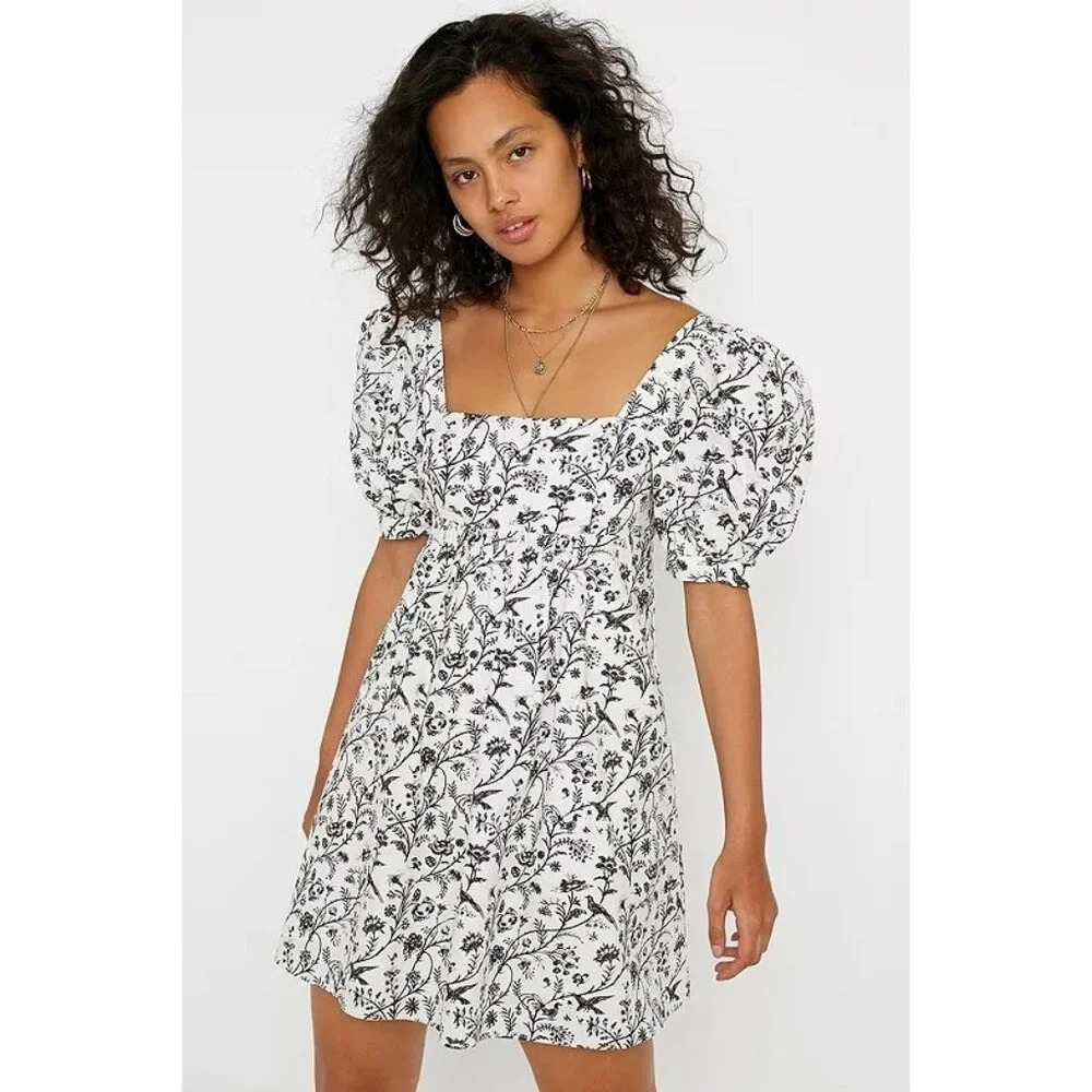 Laura Ashley Urban Outfitters Penelope‎ Toile Cottagecore Babydoll Dress Size